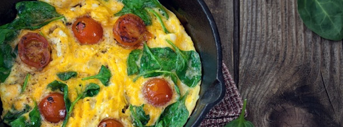 Keto Frühstück: Herzhaftes Omelett Keto Frühstück: Herzhaftes Omelett