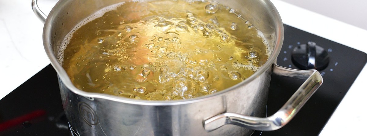 Knochenbrühe nach Omas Rezept