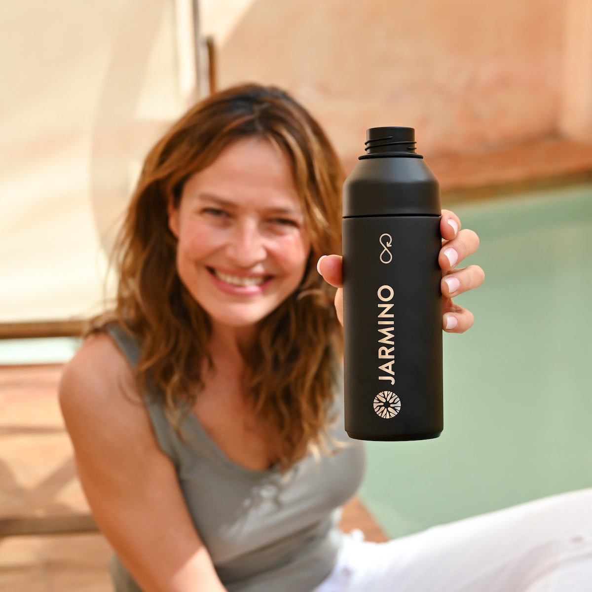 Ocean Bottle | 500 ml | JARMINO® – JARMINO® Knochenbrühe & Kollagen Pulver Ocean Bottle | 500 ml | JARMINO® – JARMINO® Knochenbrühe & Kollagen Pulver